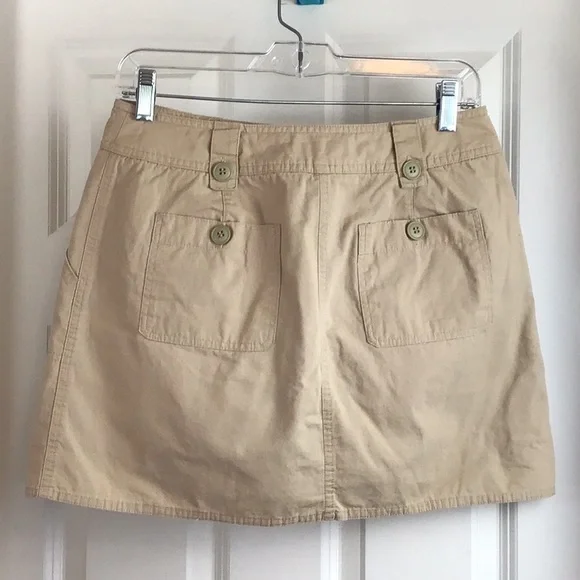 New York & Co. 🌴 khaki skort - Picture 2 of 8